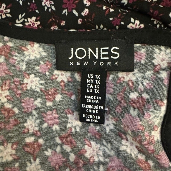 Jones New York Size 1X Multi-Color w/Floral Print w/Bell Sleeves Layered Blouse - Picture 4 of 5